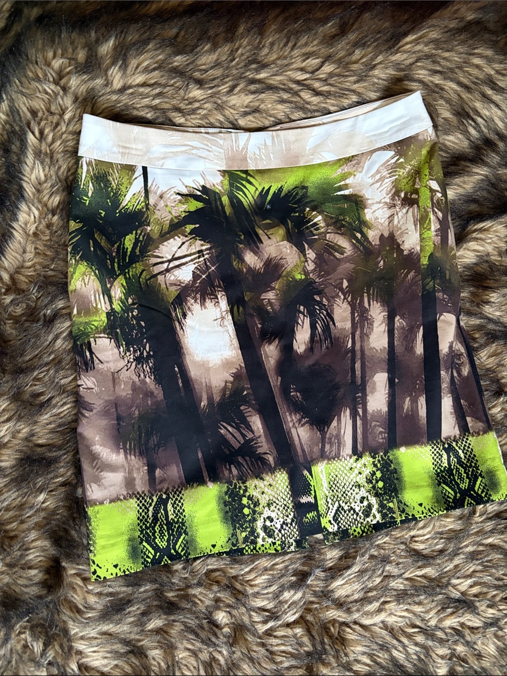 Worthington Pencil Skirt Size 8 "Green Island Retreat" Lined Printed Palms Snake